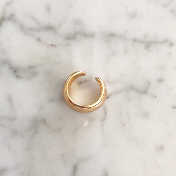 Golden Ear Cuff w Heart Cut Out - Picture 7 of 7